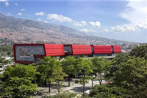  Le Parque Explora de Medellín: Un musée interactif à couper le souffle pour les curieux en herbe!