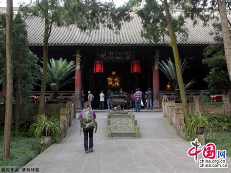 Le Temple du Marquis de Wu, Une Oasis de Tranquillité et un Trésor Architectural !